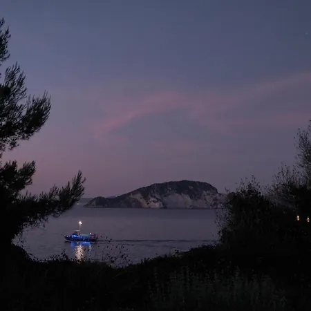 Pitsimenti Center For Peace, Private Boat - Sea Access And Closest Point To Marathonisi Island Campeggio Marathiás