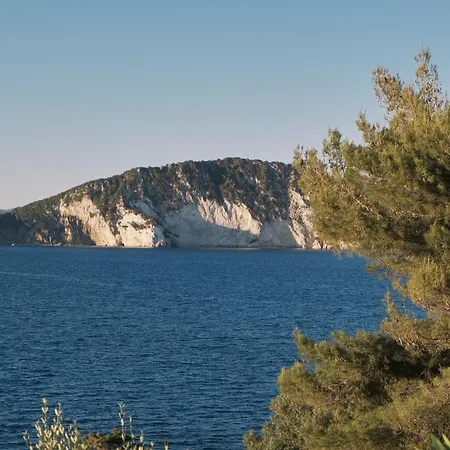 Pitsimenti Center For Peace, Private Boat - Sea Access And Closest Point To Marathonisi Island Parque de Campismo